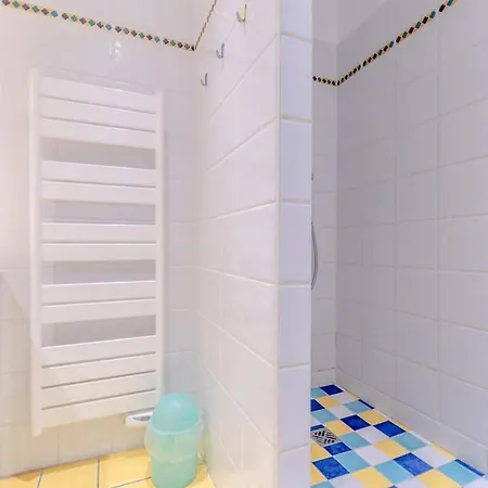 Floralies A L Views & Parking L Shellter شقة