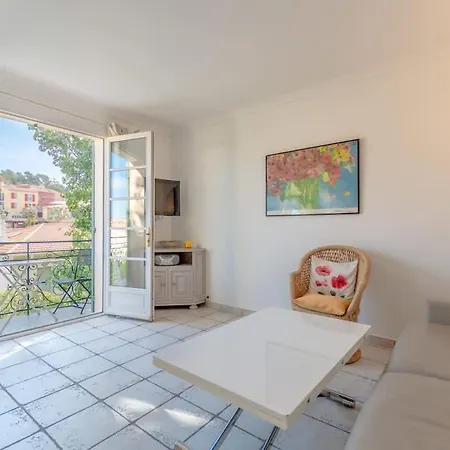 Floralies A L Views & Parking L Shellter Saint-Tropez